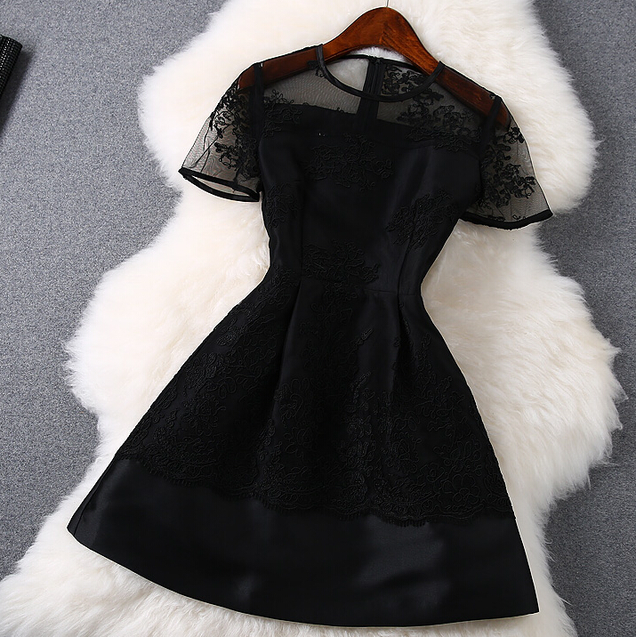 Fashion Net Yarn Stitching Embroidered Shortsleeved Dress ad41604tr on Luulla